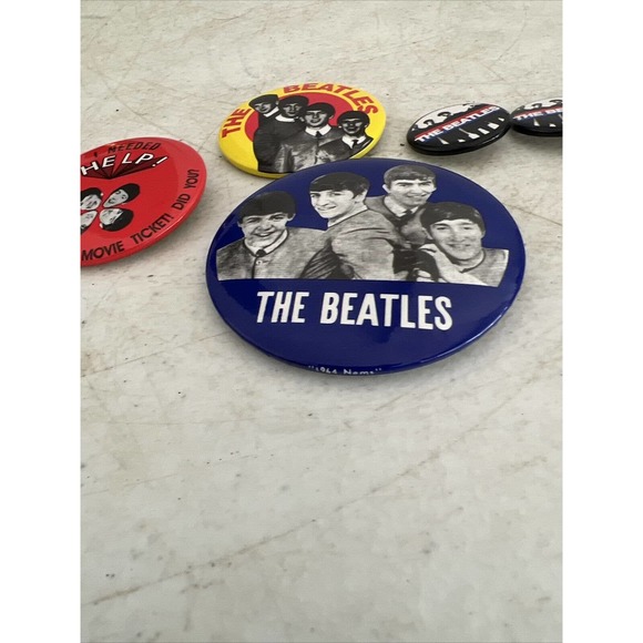 VTG The Beatles Pins Lot Of 7 Pins 1960’s I Needed Help Band Pins - Picture 9 of 12